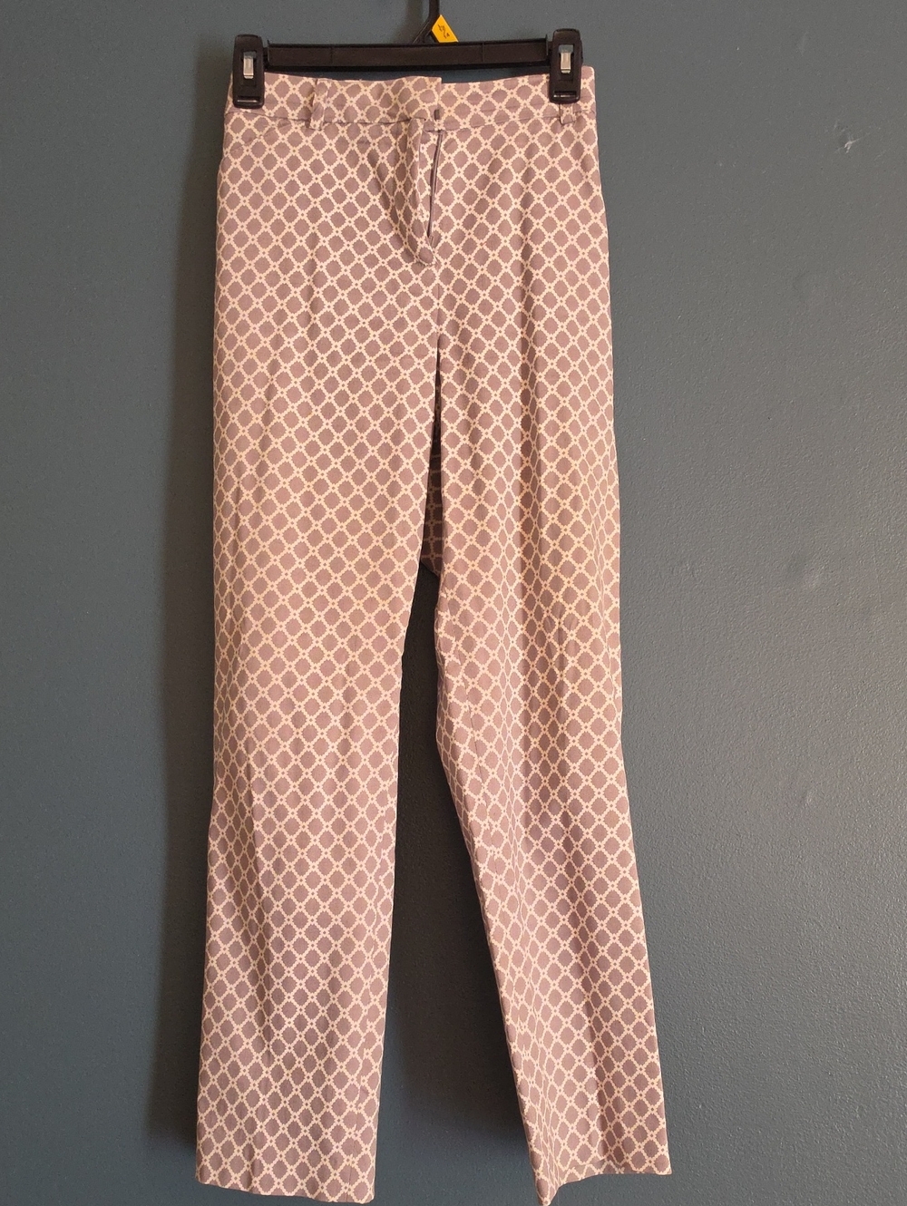 Women's Printed Straight-Leg Ankle Pants in Light Pink